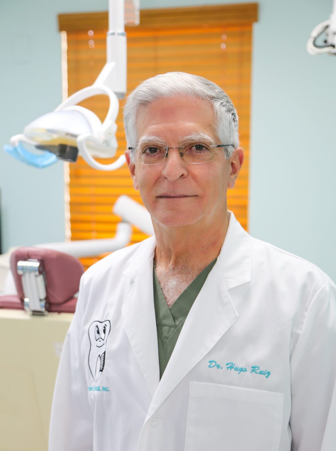 Dr. Hugo Ruiz, DDS