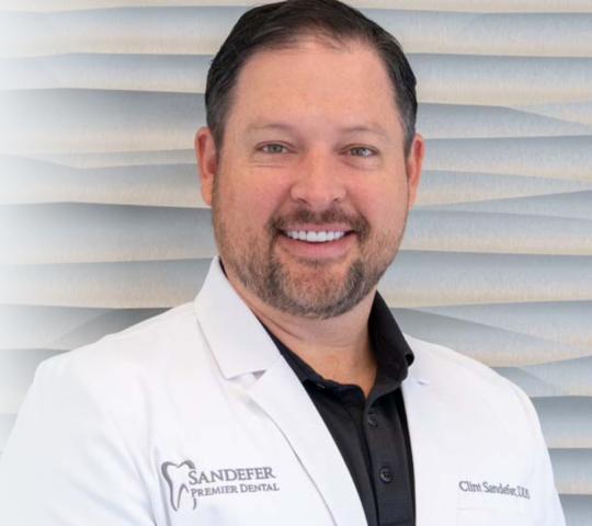 Dr Clint Sandefer DDS